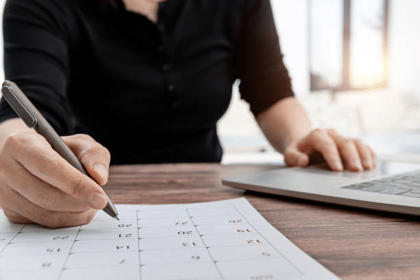 نصائح دكتور هيرو لإدارة الوقت بذكاء في كلية الطب